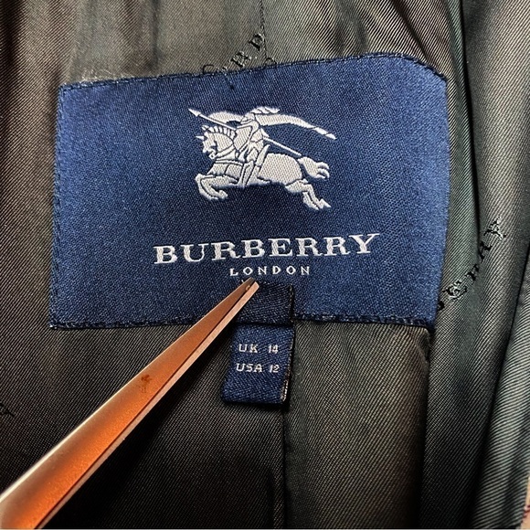 BURBERRY London Wool Cashmere Gray Pea Coat - Picture 8 of 9